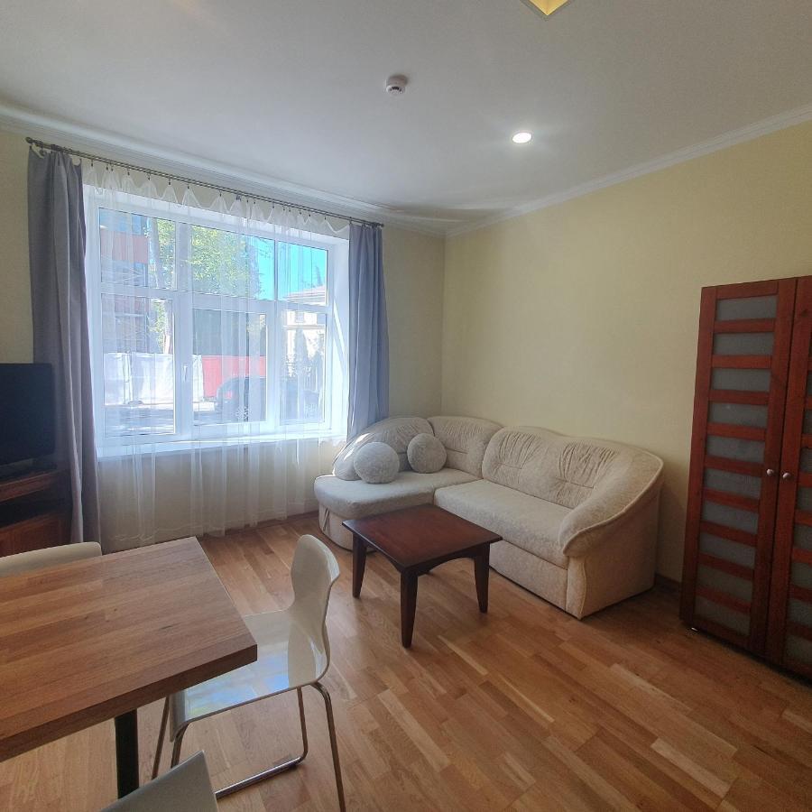 Hot Riga Ernestines Iela 7-1 Enjoy The Feel Of Home And History! Exterior photo