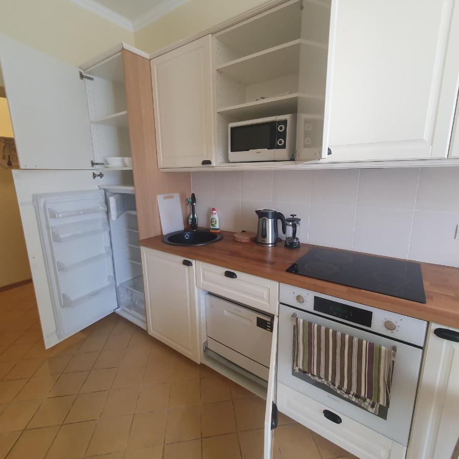 Hot Riga Ernestines Iela 7-1 Enjoy The Feel Of Home And History! Exterior photo